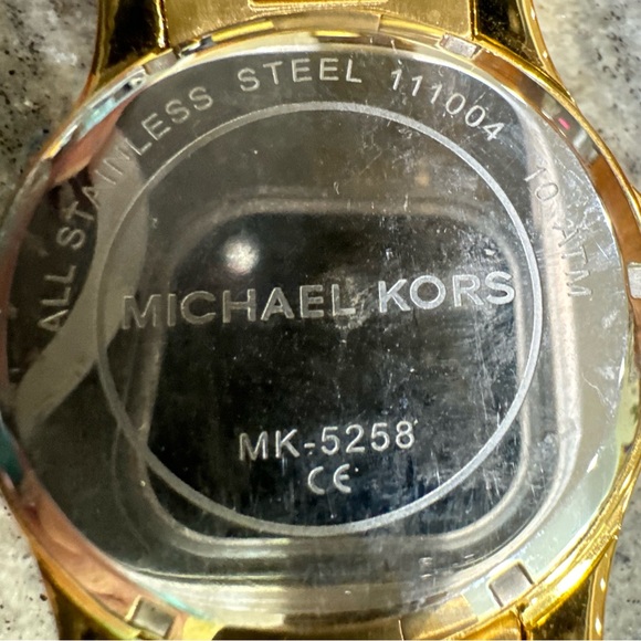 MICHAEL KORS MK5258 Gold Toned/Crystal Rhinestone Ladies Wristwatch - Picture 4 of 4